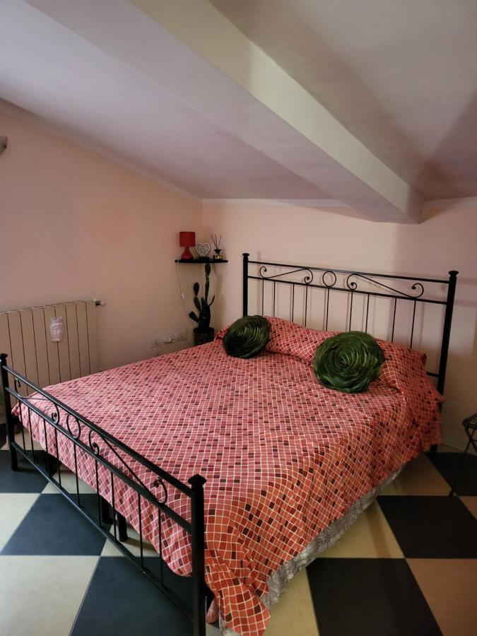 A Casa Di Luca Hotell Mediglia Exteriör bild